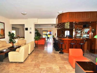 Apellis Hotel ランピ エクステリア 写真